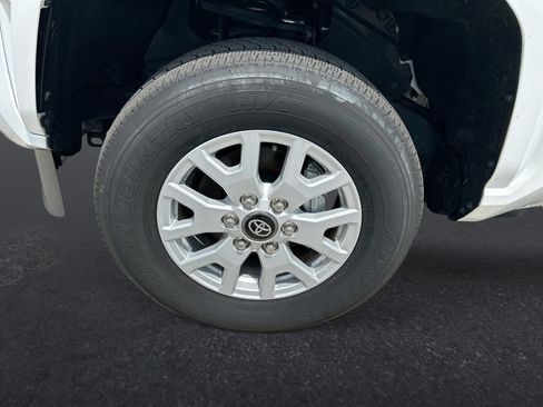 Used 2024 Toyota Tacoma SR RWD image 10