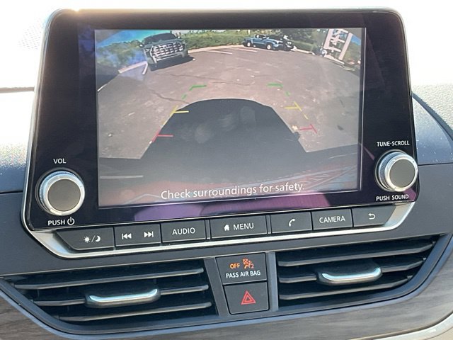 Used 2025 Nissan Altima 2.5 SV FWD image 26