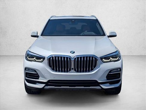 Used 2019 BMW X5 xDrive40i w/ Premium Package 2 AWD/4WD image 2