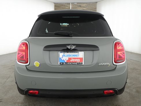 Used 2023 MINI Cooper SE image 6