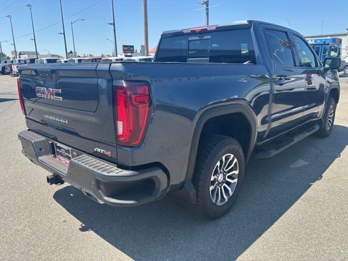 Used 2021 GMC Sierra 1500 AT4 w/ AT4 Premium Package image 5