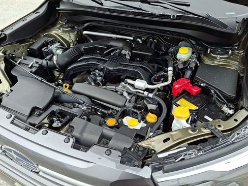 Certified 2025 Subaru Forester Premium AWD/4WD image 29