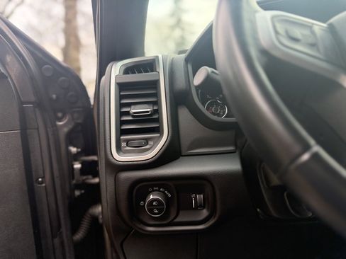 Used 2024 RAM 2500 Laramie w/ Safety Group image 25