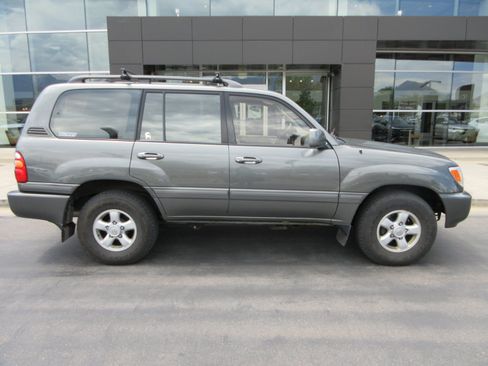 Used 2000 Toyota Land Cruiser AWD/4WD image 11