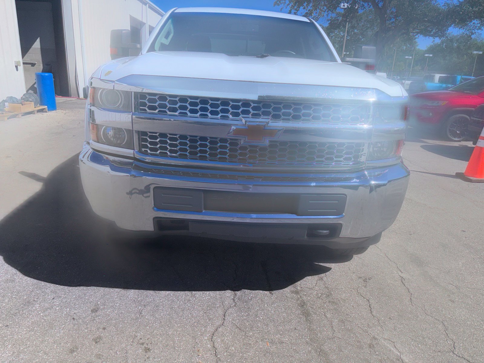 Used 2019 Chevrolet Silverado 2500 W/T AWD/4WD image 2
