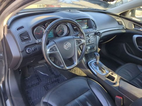 Used 2013 Buick Regal Premium image 16