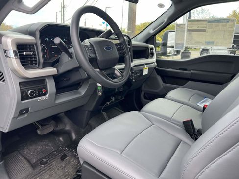 New 2025 Ford F350 XL w/ XL Chrome Package image 16