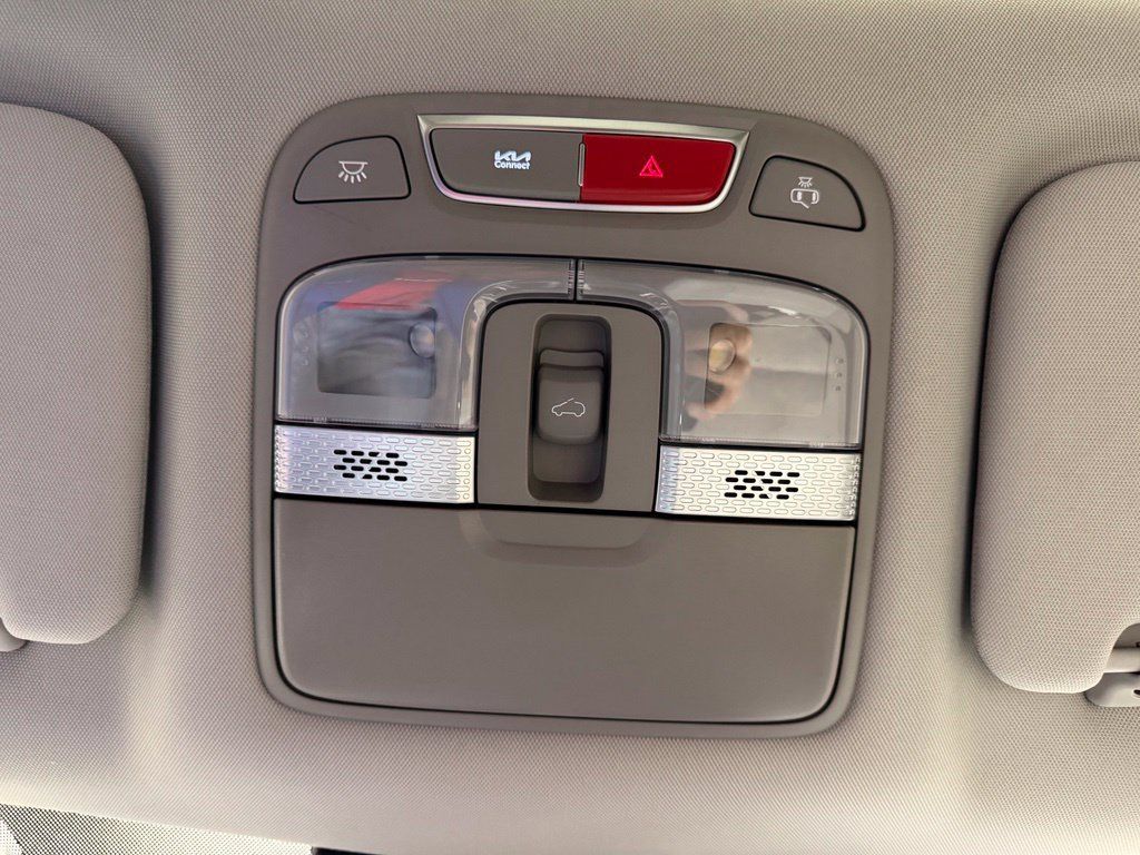 Used 2023 Kia Telluride EX w/ EX Captain's Chair Package AWD/4WD image 37