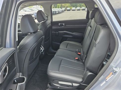 New 2025 Kia Sorento S w/ Panoramic Sunroof Package image 5