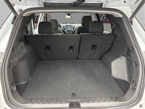 Used 2024 Chevrolet Equinox LT image 11