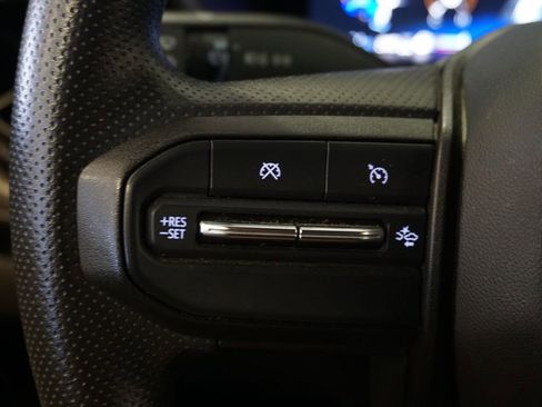 Used 2024 Chevrolet Colorado Trail Boss w/ Safety Package AWD/4WD image 18
