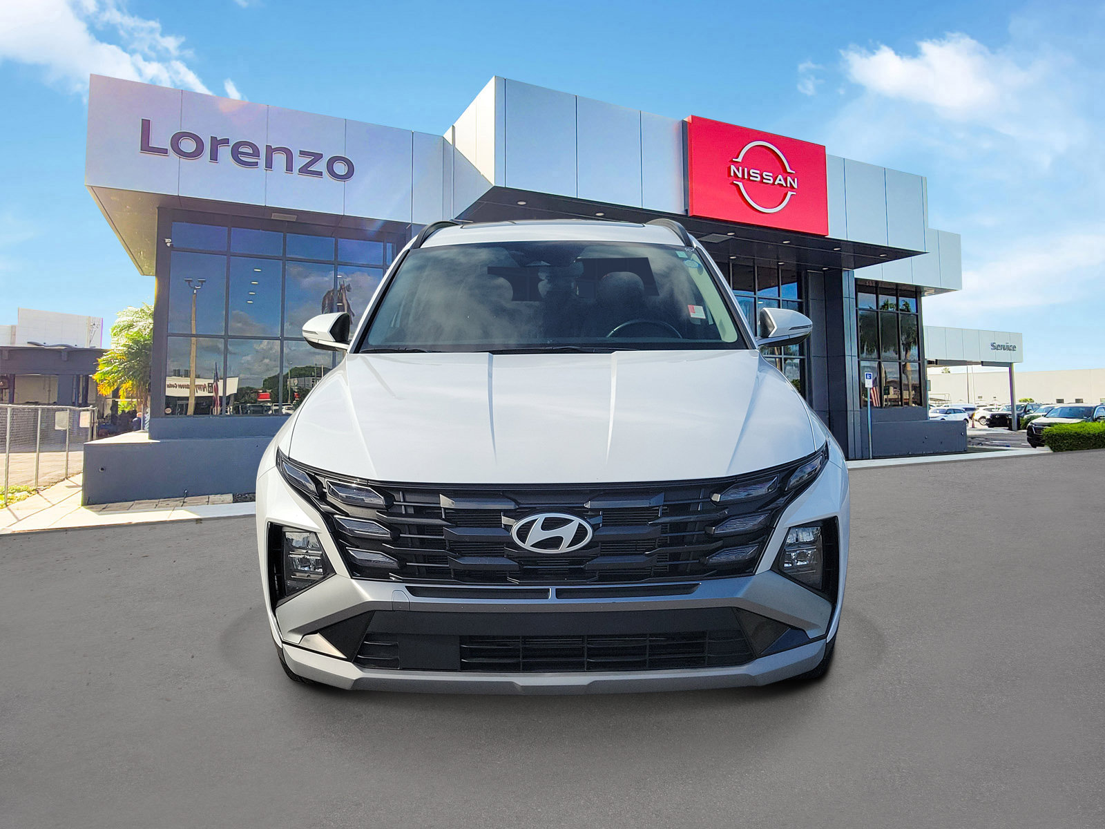 Used 2025 Hyundai Tucson SEL FWD image 2