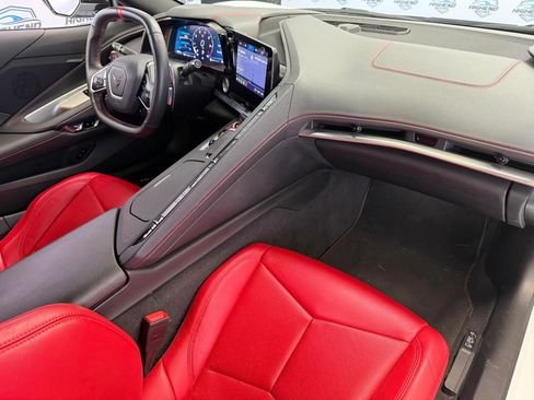 Used 2021 Chevrolet Corvette Stingray Coupe w/ Z51 Performance Package RWD image 25