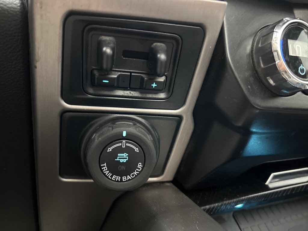 Used 2022 Ford F250 Platinum AWD/4WD image 31