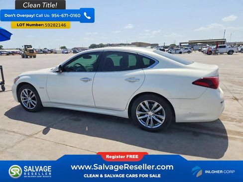 Used 2015 INFINITI Q70 Hybrid RWD image 3