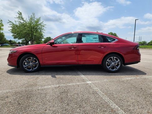 Used 2024 Honda Accord EX-L image 11