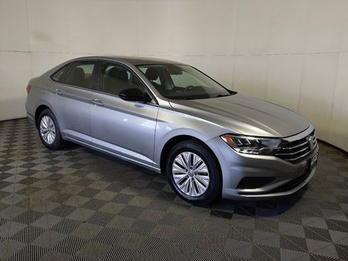 Used 2020 Volkswagen Jetta S w/ Driver Assistance Package FWD image 13