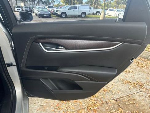 Used 2018 Cadillac XTS Luxury image 23