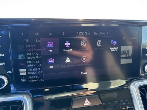 Used 2023 Kia Sorento SX image 25