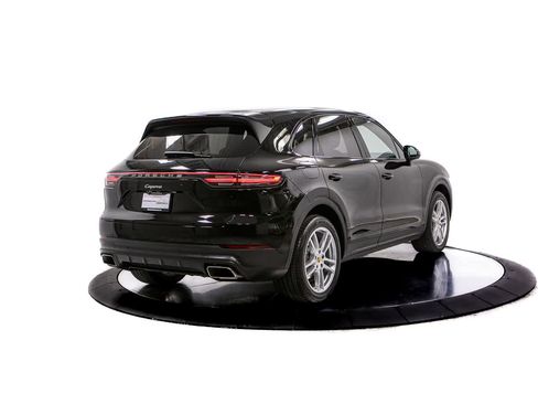 Certified 2023 Porsche Cayenne AWD/4WD image 7