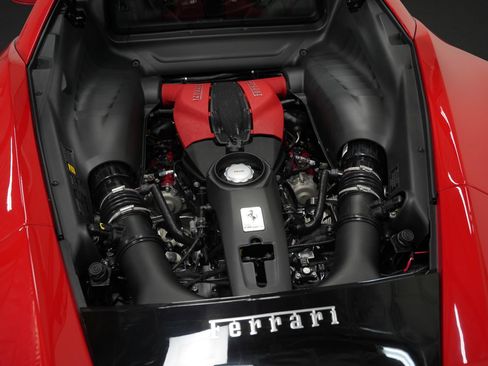 Used 2022 Ferrari F8 Tributo RWD image 46