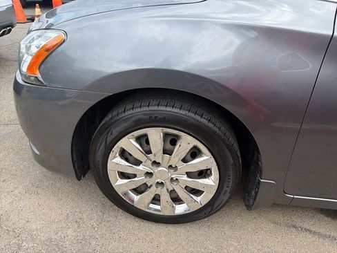 Used 2015 Nissan Sentra SV FWD image 15