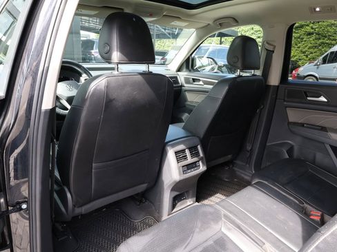 Used 2022 Volkswagen Atlas SE image 16