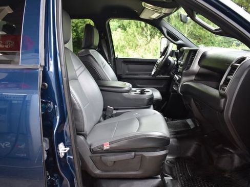 Used 2022 RAM 2500 Tradesman w/ Chrome Appearance Group AWD/4WD image 16