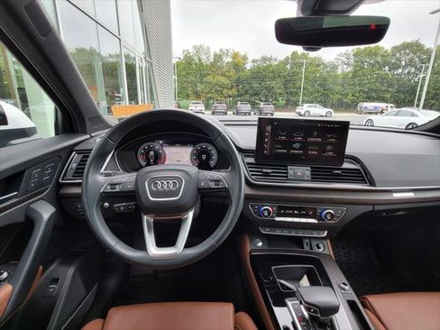 Certified 2024 Audi Q5 2.0T Prestige AWD/4WD image 17