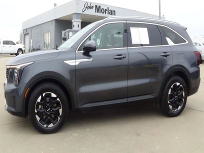 Used 2024 Kia Sorento S