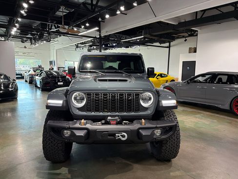 Used 2025 Jeep Wrangler Unlimited Rubicon 392 image 13