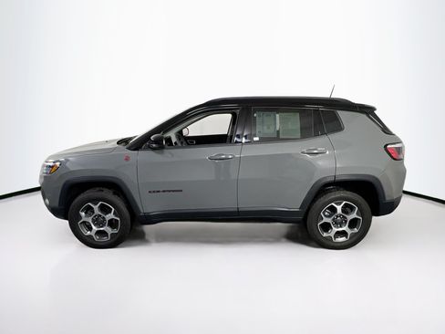 Used 2022 Jeep Compass Trailhawk AWD/4WD image 8