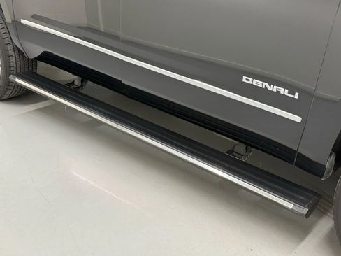 Used 2019 GMC Yukon XL Denali w/ Denali Ultimate Package image 47