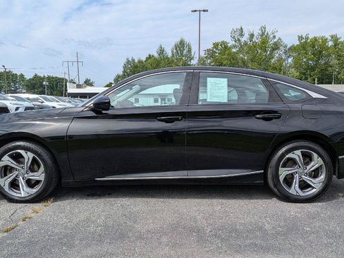 Used 2018 Honda Accord EX image 6