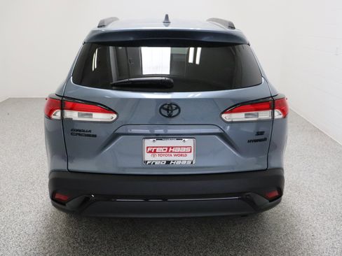 Used 2023 Toyota Corolla Cross AWD Hybrid image 8