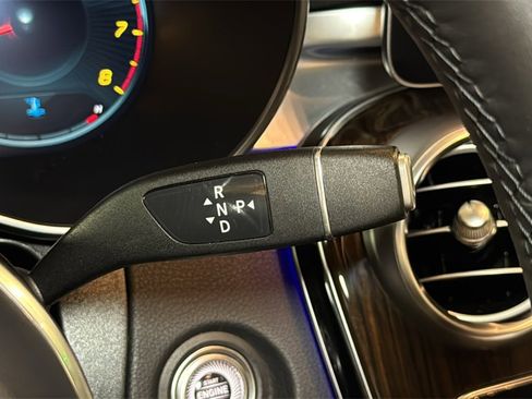 Used 2022 Mercedes-Benz GLC 300 4MATIC image 31