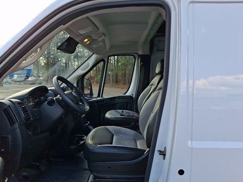 Used 2023 RAM ProMaster 2500 image 20