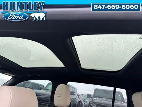 Used 2023 Mercedes-Benz EQB 300 300 image 17