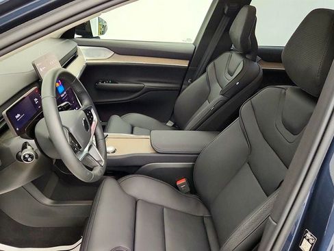 Used 2025 Volvo EX90 Ultra AWD/4WD image 19