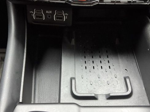 Certified 2025 Dodge Durango GT image 22