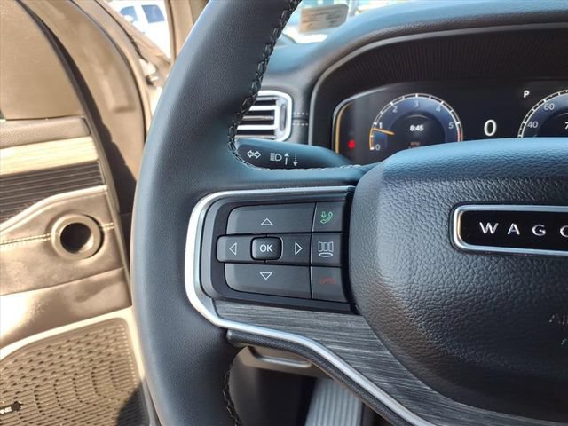 Used 2024 Jeep Wagoneer Series II AWD/4WD image 19