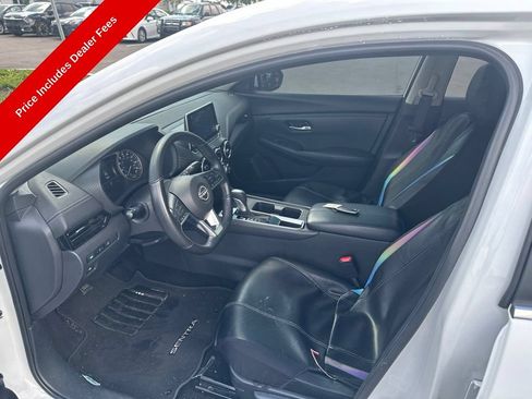 Used 2025 Nissan Sentra SV w/ All-Weather Package FWD image 10
