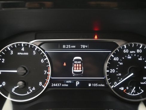 Used 2025 Nissan Pathfinder SV AWD/4WD image 27