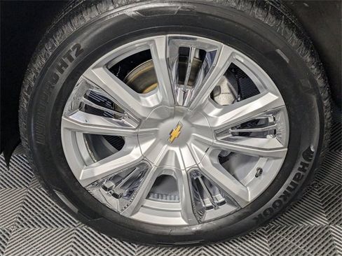 Used 2021 Chevrolet Tahoe High Country w/ Premium Package image 8