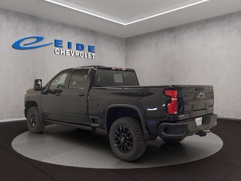 New 2026 Chevrolet Silverado 2500 High Country w/ Midnight Edition AWD/4WD image 6