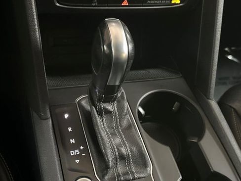 Used 2021 Volkswagen Atlas SE image 27