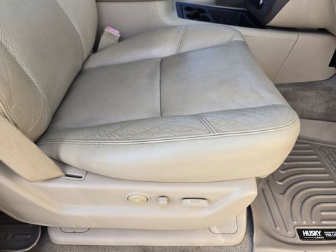 Used 2013 GMC Yukon XL SLT RWD image 20