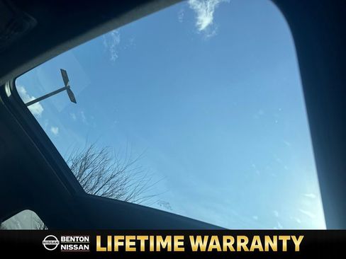 Used 2023 GMC Yukon Denali Ultimate image 12