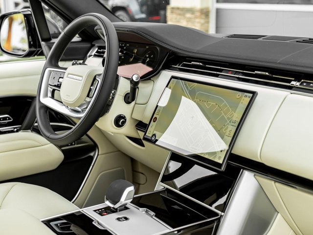 New 2026 Land Rover Range Rover SE AWD/4WD image 30