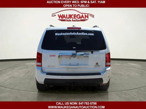 Used 2011 Honda Pilot Touring image 6